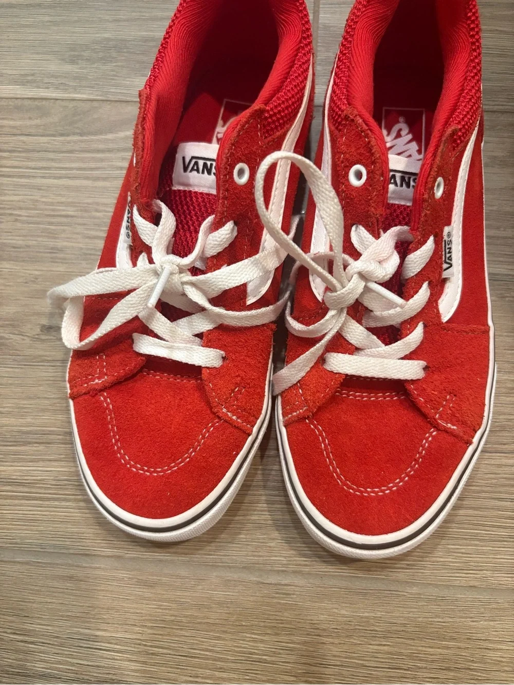 Vans Kids Red Low-Top Sneakers with White Side Stripe